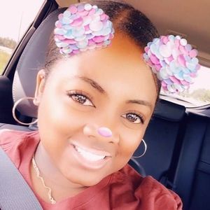 Meet your Posher, Ana